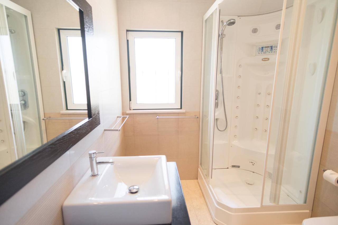 Villa Ria Rose, Alto Da Ria 23 - Jacuzzi And Beach 알보르 외부 사진