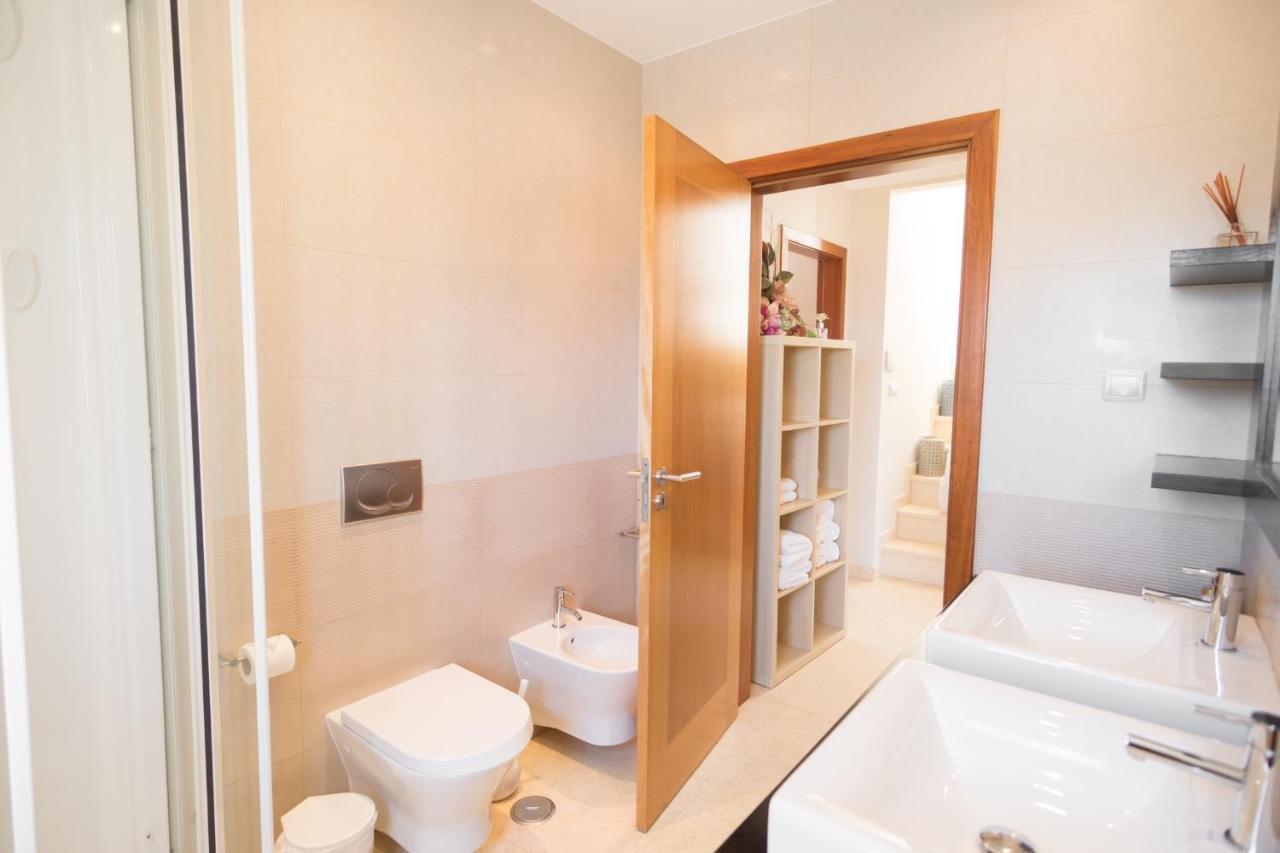 Villa Ria Rose, Alto Da Ria 23 - Jacuzzi And Beach 알보르 외부 사진